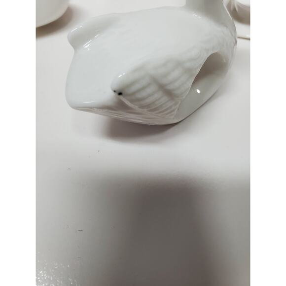 Vintage Goose or Duck Ceramic NAPKIN RINGS Set of 4 White Farm Country - Picture 8 of 9